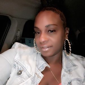 Meet your Posher, Ericka